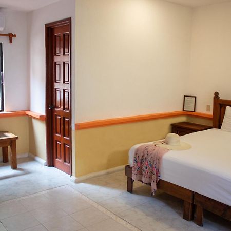 Hotel Vista Caribe 5Ta Av A 5 Pasos De La Playa Playa del Carmen Zewnętrze zdjęcie