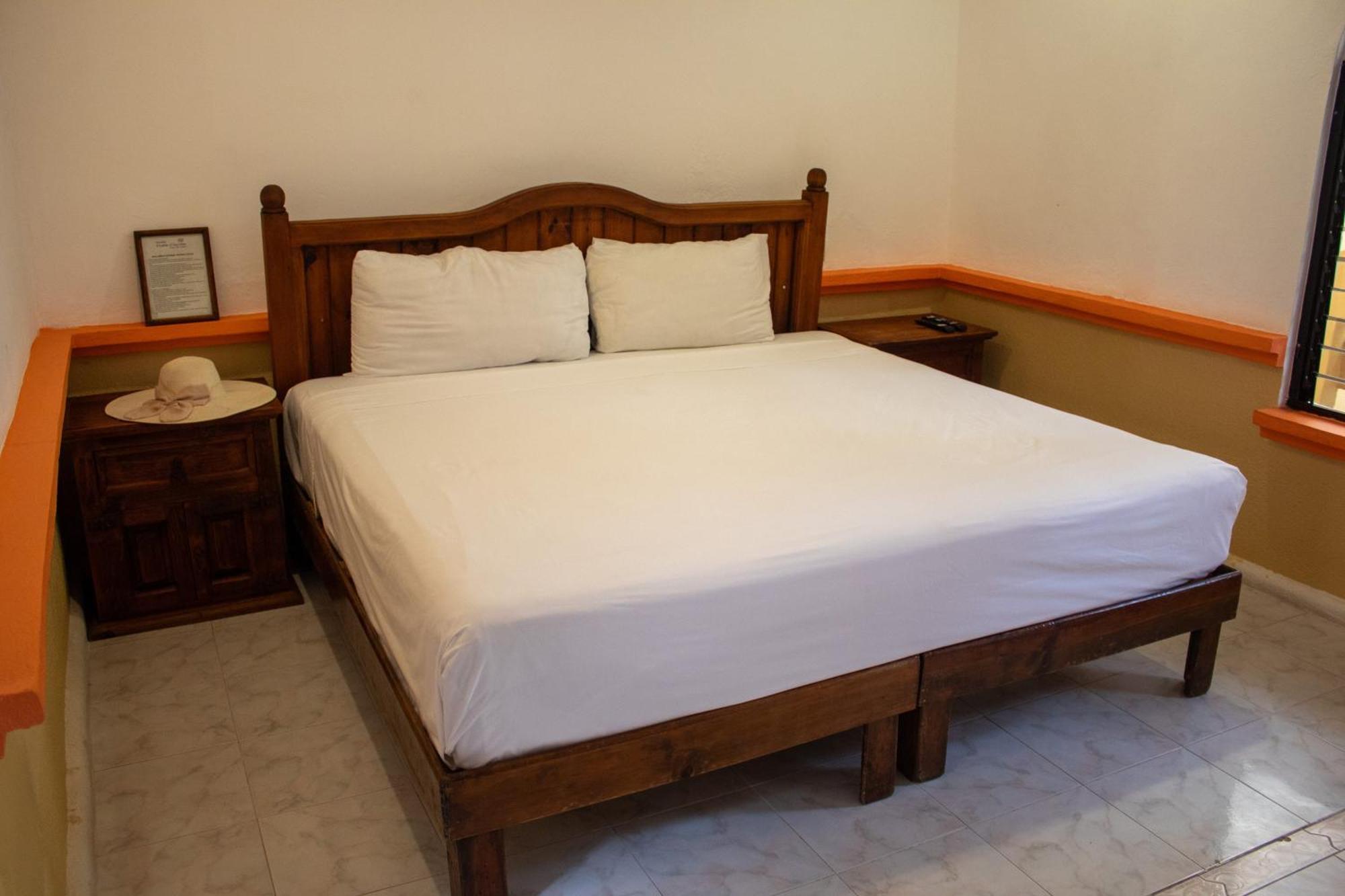 Hotel Vista Caribe 5Ta Av A 5 Pasos De La Playa Playa del Carmen Zewnętrze zdjęcie