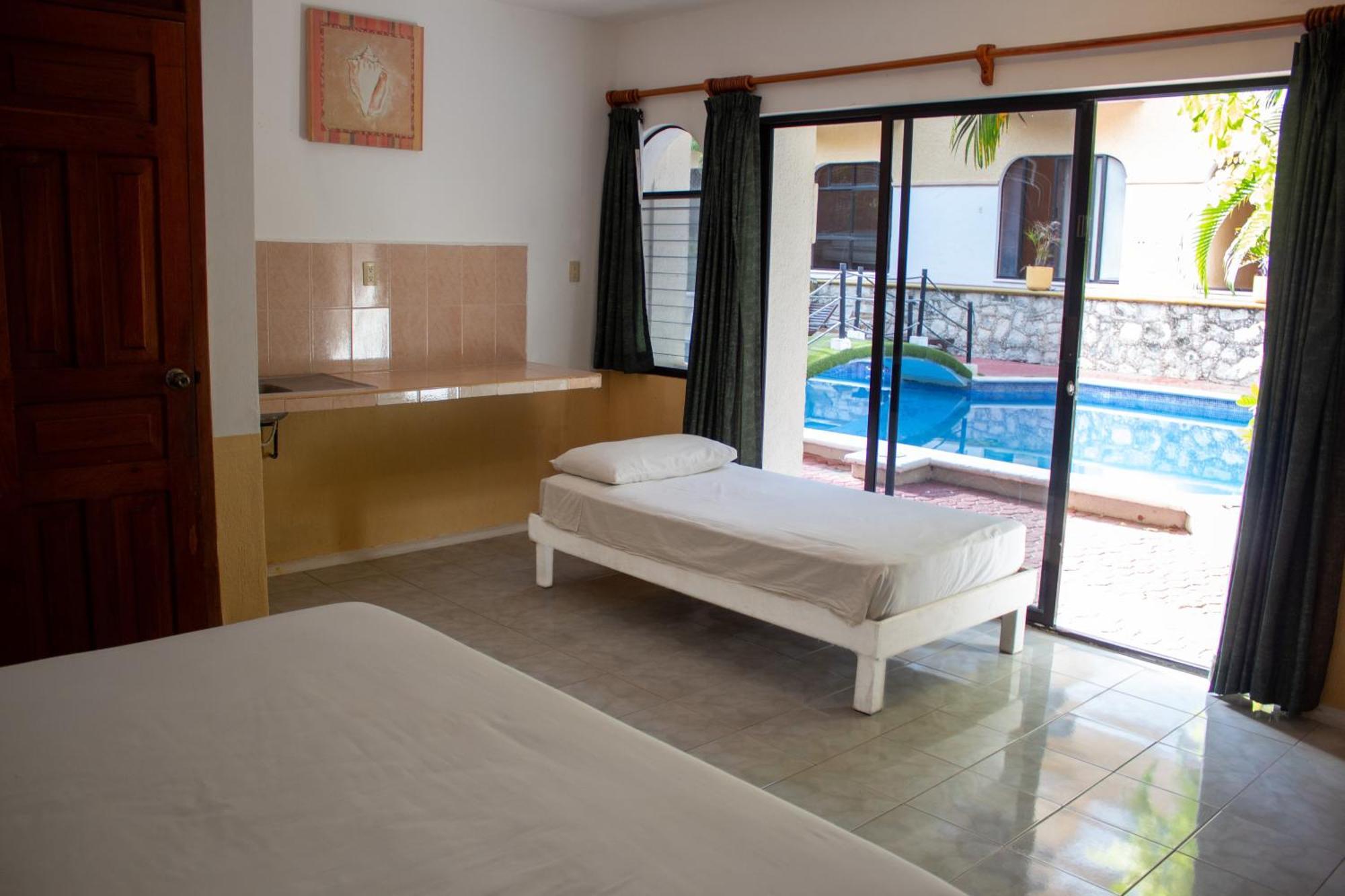 Hotel Vista Caribe 5Ta Av A 5 Pasos De La Playa Playa del Carmen Zewnętrze zdjęcie