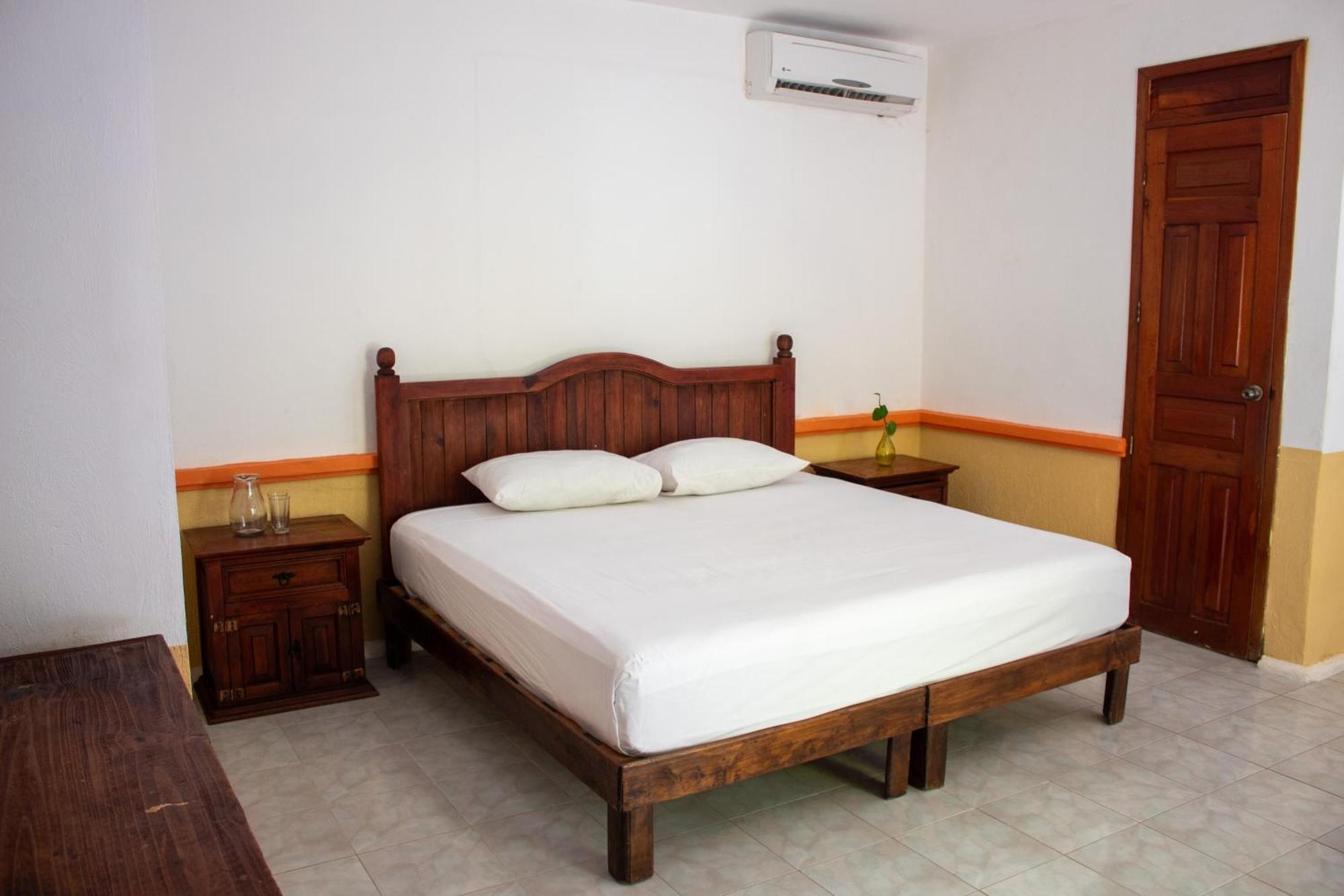 Hotel Vista Caribe 5Ta Av A 5 Pasos De La Playa Playa del Carmen Zewnętrze zdjęcie